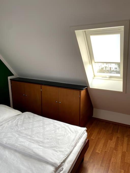 Appartement Super Zentral Begehrte Wohnlage Parkplatz Vor Haus à Nuremberg Extérieur photo