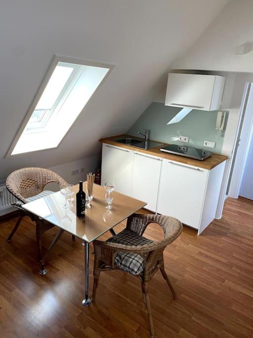 Appartement Super Zentral Begehrte Wohnlage Parkplatz Vor Haus à Nuremberg Extérieur photo