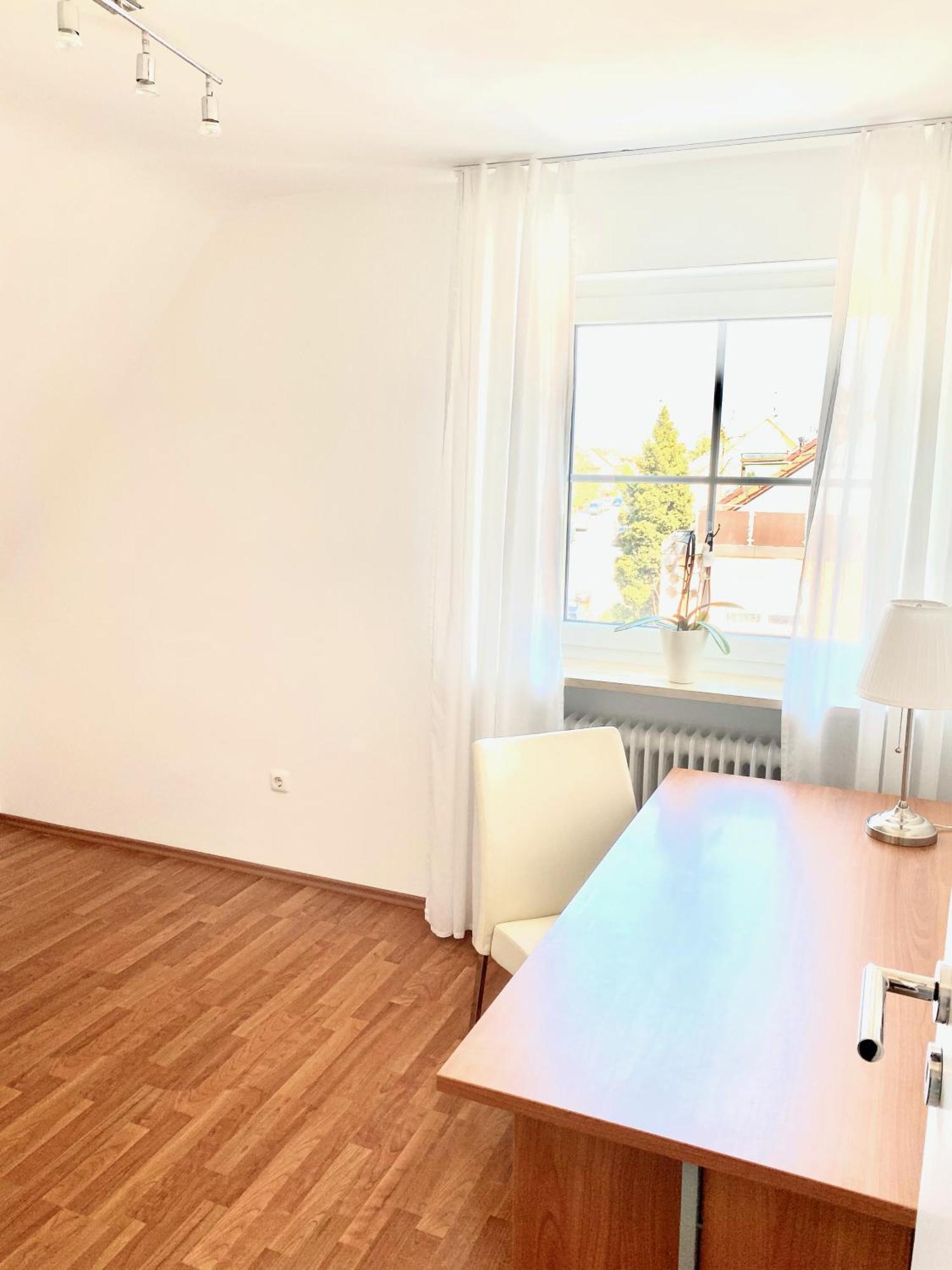 Appartement Super Zentral Begehrte Wohnlage Parkplatz Vor Haus à Nuremberg Extérieur photo